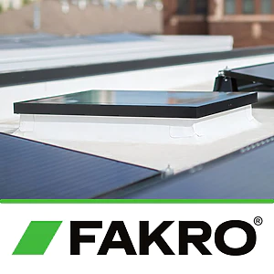 Fakro platdakraam DxF DU6 PK foto op dak